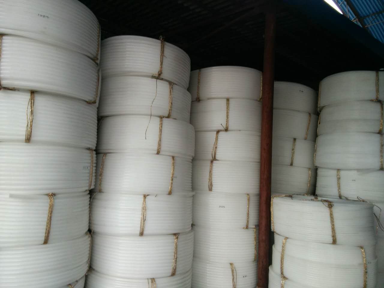 白PE盘管(聚乙烯管)007 权海管业 西安PE塑料